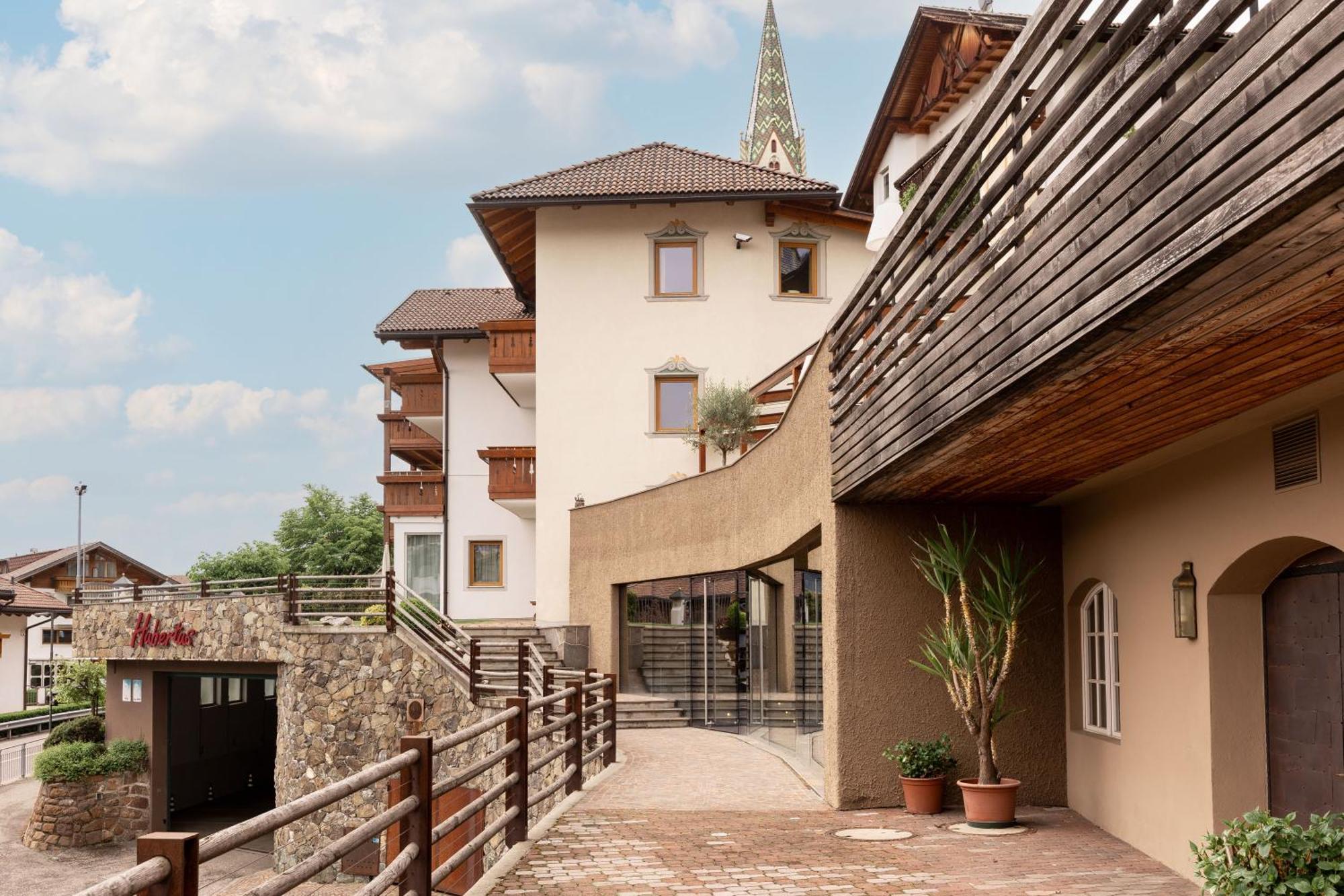 Aktiv & Relax Hotel Hubertus Villandro Exterior photo
